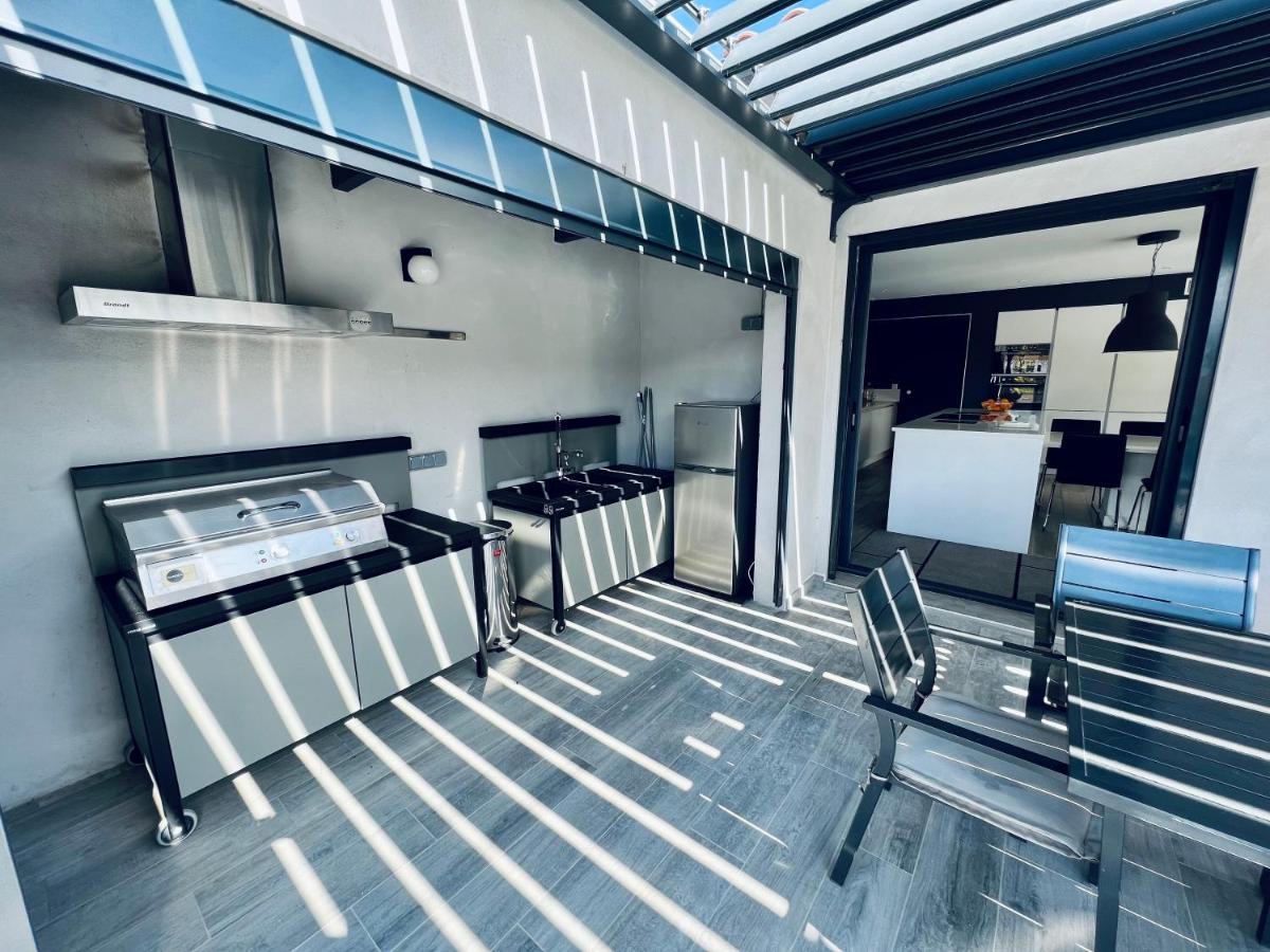 A Gioia Di Campa Villa Фигари Екстериор снимка